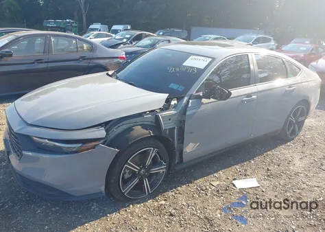 2024 Honda Accord Hybrid Sport z USA, uszkodzony, nr VIN 1HGCY2F54RA037436